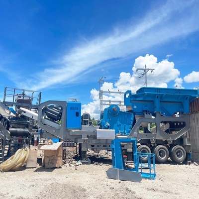 Customizable Color Limestone Mobile Impact Crusher with Screen and Advanced Technology