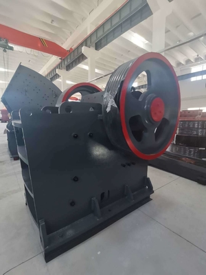 Construction Rock Crushing Machine Jaw Crusher Screening Line Outlet Size 65-140mm