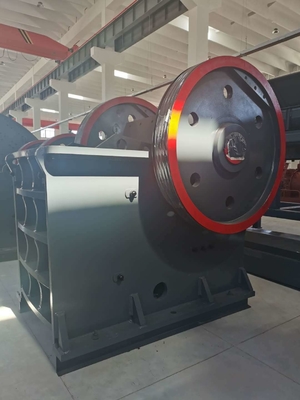 Construction Rock Crushing Machine Jaw Crusher Screening Line Outlet Size 65-140mm