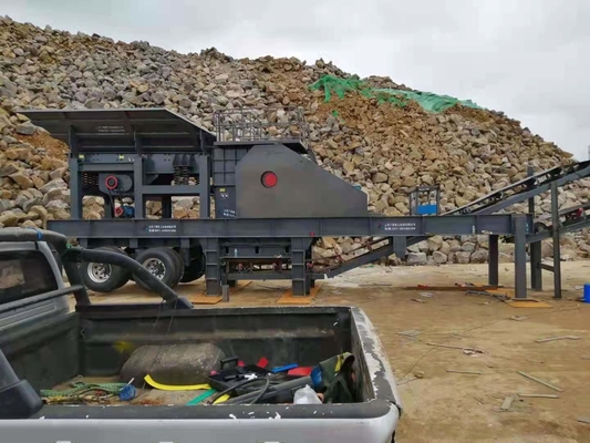Portable Jaw Impact Cone Crusher for Plimestone Granite Crushing YD938E69/YD1142E710