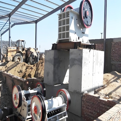 Limestone Ore Jaw Cone Impact Crusher with 1 Year After-sales Service